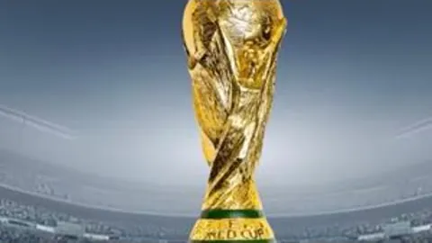 郑钦文与希腊名将萨卡里次轮相遇，胜负概率几何？